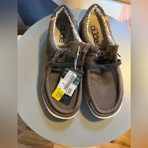 Selling size 9 multi neutral colored hey dudes never been worn